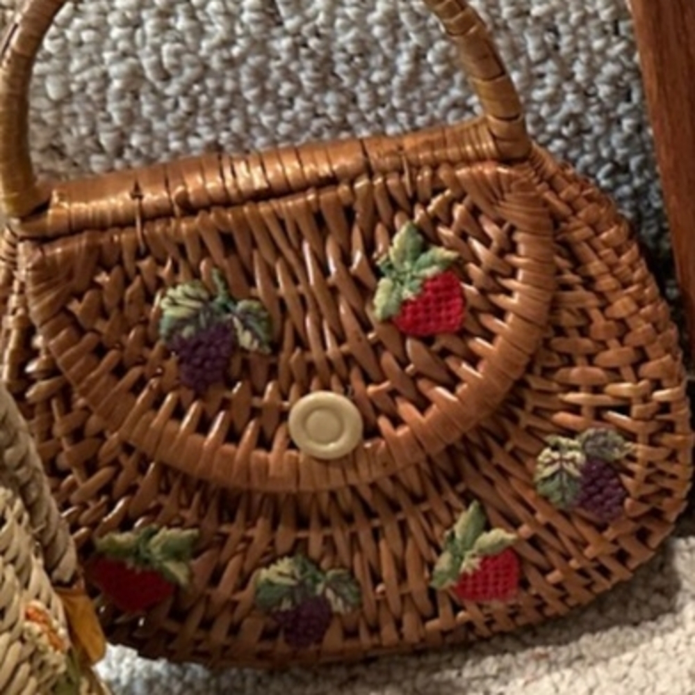 Vintage Strawberry and Grape Embroidered Woven Handbag